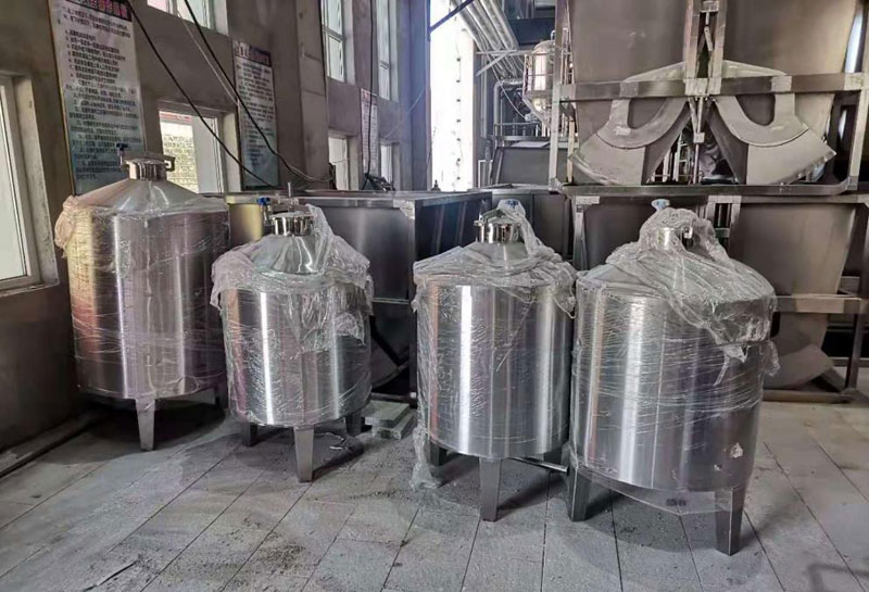 各類不（bú）鏽鋼容器